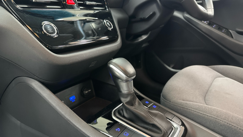 Hyundai IONIQ 1.6 GDi Hybrid SE Connect 5dr DCT Hybrid Hatchback